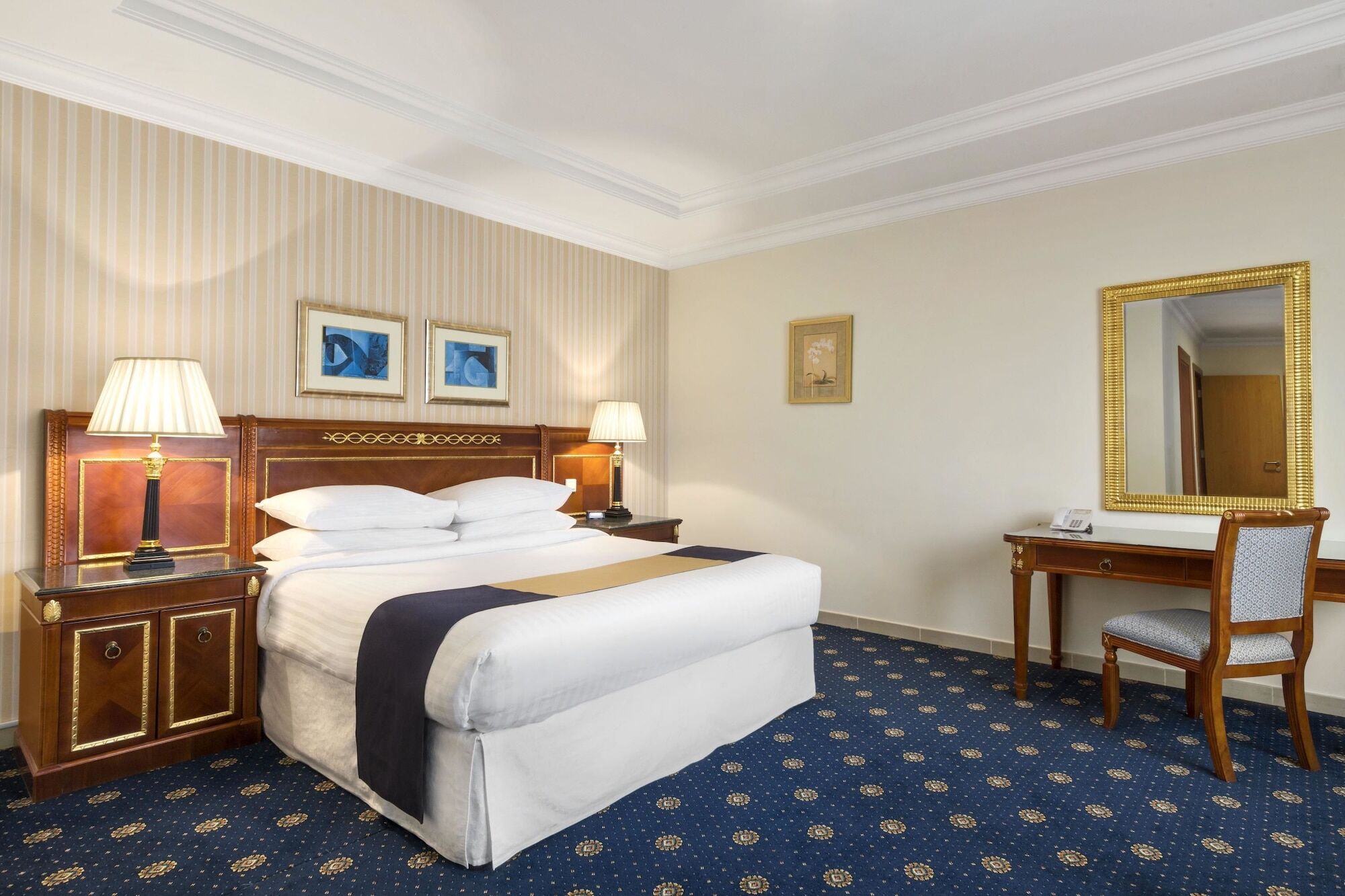 Ramada Hotel & Suites By Wyndham Al Qassim Ель-Букайрія Екстер'єр фото A room at the hotel