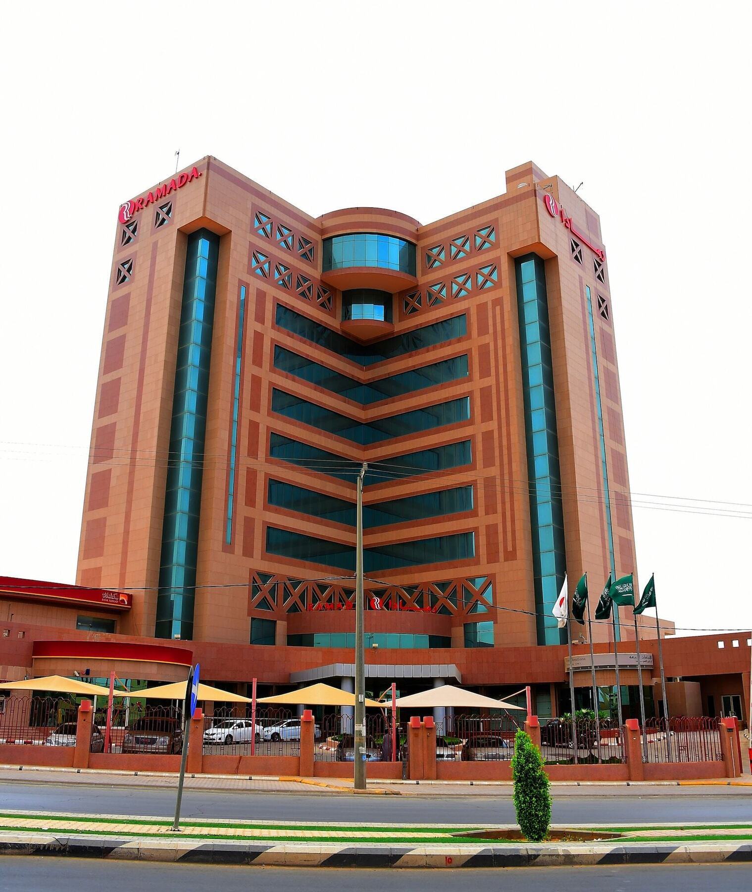 Ramada Hotel & Suites By Wyndham Al Qassim Ель-Букайрія Екстер'єр фото The Marriott Hotel in Khartoum